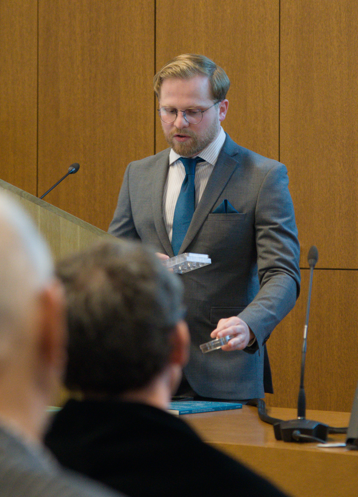 I had some culture wells with me to demonstrate the sizes of heart tissue samples.