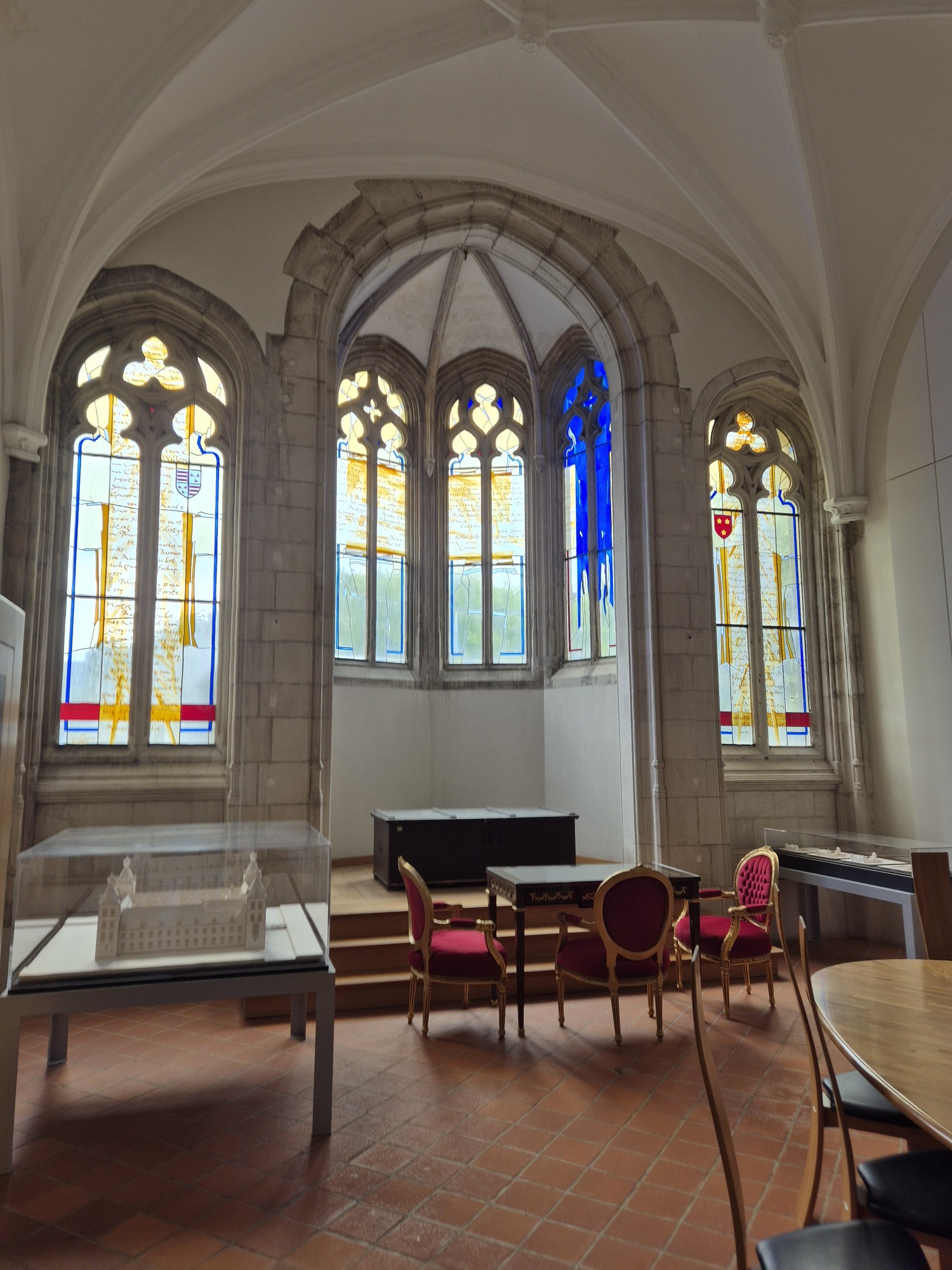 After a bit of a wait for the professors’ deliberations in the chapel of the castle, …